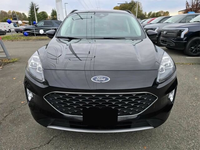 Черный Форд Эскейп, объемом двигателя 2 л и пробегом 17 тыс. км за 11900 $, фото 1 на Automoto.ua