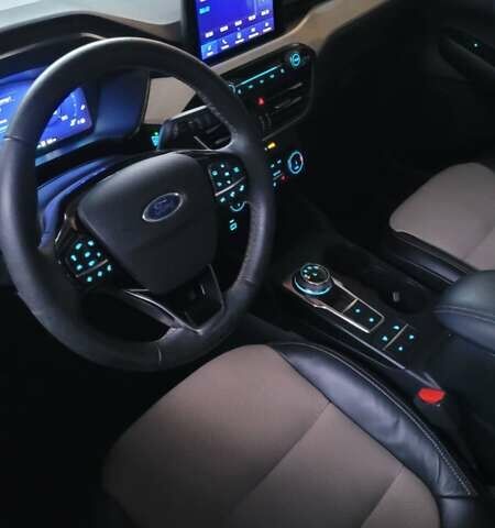 Черный Форд Эскейп, объемом двигателя 2.5 л и пробегом 39 тыс. км за 25300 $, фото 4 на Automoto.ua