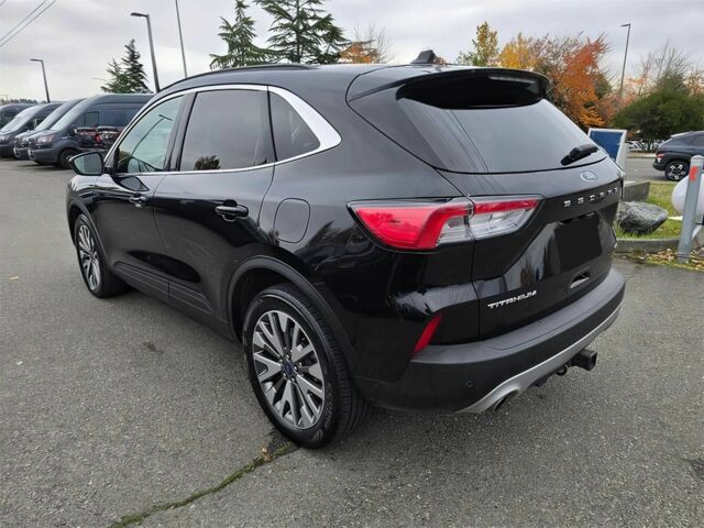 Черный Форд Эскейп, объемом двигателя 2 л и пробегом 17 тыс. км за 11900 $, фото 5 на Automoto.ua