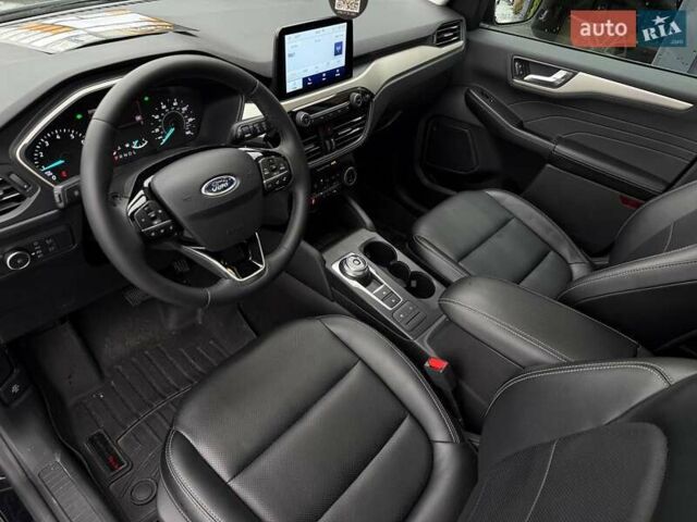 Черный Форд Эскейп, объемом двигателя 0 л и пробегом 52 тыс. км за 17900 $, фото 20 на Automoto.ua