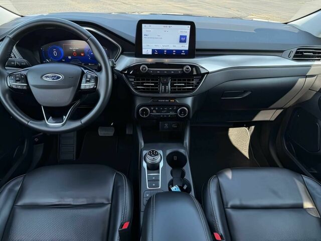 Чорний Форд Ескейп, об'ємом двигуна 2 л та пробігом 18 тис. км за 17350 $, фото 9 на Automoto.ua