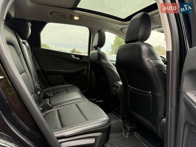 Черный Форд Эскейп, объемом двигателя 0 л и пробегом 52 тыс. км за 17900 $, фото 46 на Automoto.ua