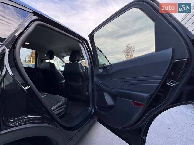 Чорний Форд Ескейп, об'ємом двигуна 2 л та пробігом 31 тис. км за 22900 $, фото 54 на Automoto.ua