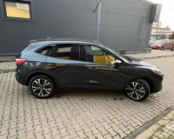 Черный Форд Эскейп, объемом двигателя 2.5 л и пробегом 56 тыс. км за 17500 $, фото 1 на Automoto.ua