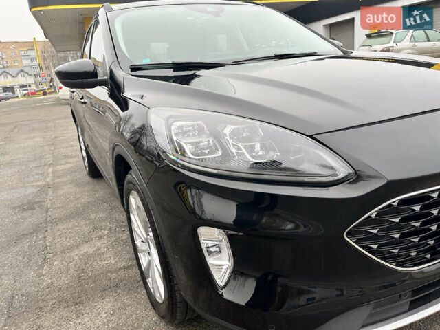 Черный Форд Эскейп, объемом двигателя 2 л и пробегом 42 тыс. км за 20000 $, фото 31 на Automoto.ua