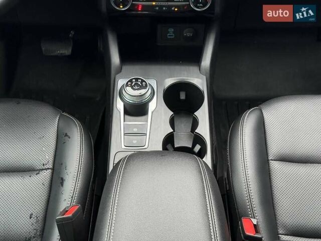 Черный Форд Эскейп, объемом двигателя 0 л и пробегом 52 тыс. км за 17900 $, фото 38 на Automoto.ua