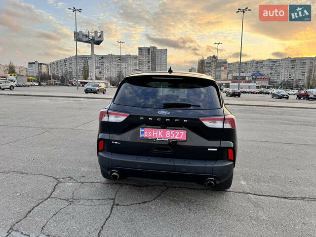 Черный Форд Эскейп, объемом двигателя 0 л и пробегом 90 тыс. км за 19500 $, фото 6 на Automoto.ua