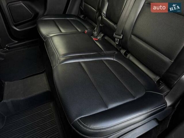 Чорний Форд Ескейп, об'ємом двигуна 2 л та пробігом 31 тис. км за 22900 $, фото 49 на Automoto.ua