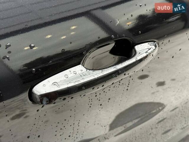 Черный Форд Эскейп, объемом двигателя 0 л и пробегом 52 тыс. км за 17900 $, фото 48 на Automoto.ua