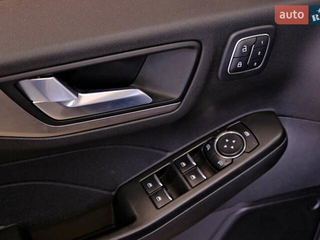 Черный Форд Эскейп, объемом двигателя 2.5 л и пробегом 68 тыс. км за 24500 $, фото 26 на Automoto.ua