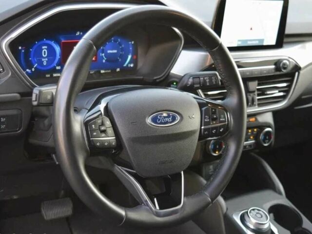 Черный Форд Эскейп, объемом двигателя 2 л и пробегом 71 тыс. км за 12300 $, фото 7 на Automoto.ua