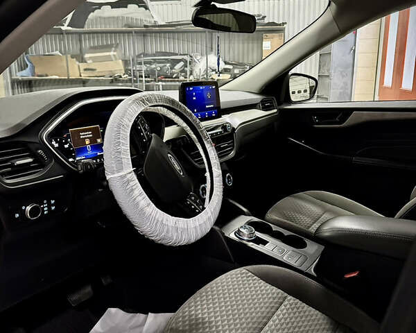 Чорний Форд Ескейп, об'ємом двигуна 2.5 л та пробігом 66 тис. км за 19999 $, фото 7 на Automoto.ua