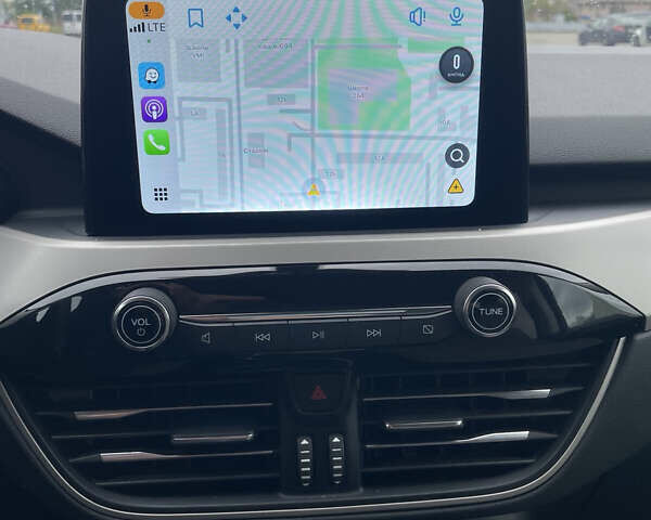 Чорний Форд Ескейп, об'ємом двигуна 1.5 л та пробігом 106 тис. км за 17999 $, фото 15 на Automoto.ua