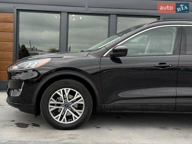 Черный Форд Эскейп, объемом двигателя 0 л и пробегом 52 тыс. км за 17900 $, фото 10 на Automoto.ua