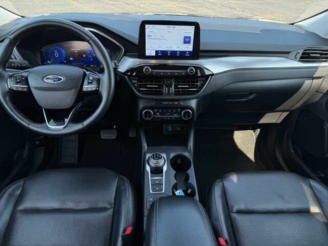 Черный Форд Эскейп, объемом двигателя 2 л и пробегом 26 тыс. км за 6000 $, фото 6 на Automoto.ua