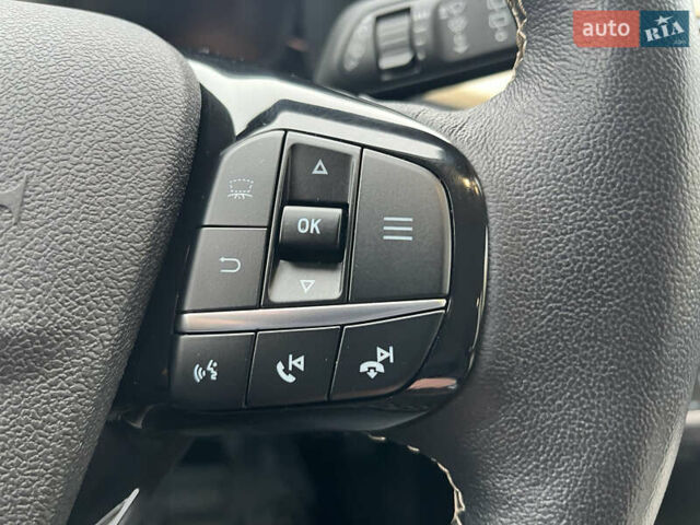 Черный Форд Эскейп, объемом двигателя 2 л и пробегом 42 тыс. км за 20000 $, фото 51 на Automoto.ua