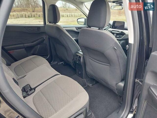 Черный Форд Эскейп, объемом двигателя 2.5 л и пробегом 95 тыс. км за 22500 $, фото 41 на Automoto.ua