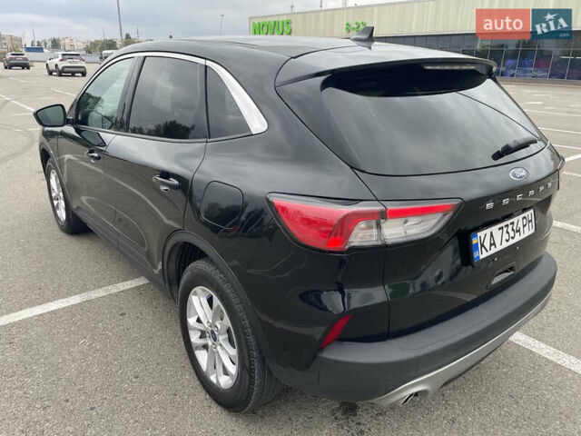 Чорний Форд Ескейп, об'ємом двигуна 1.5 л та пробігом 106 тис. км за 17999 $, фото 5 на Automoto.ua