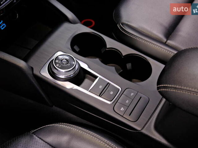 Черный Форд Эскейп, объемом двигателя 2.5 л и пробегом 68 тыс. км за 24500 $, фото 15 на Automoto.ua