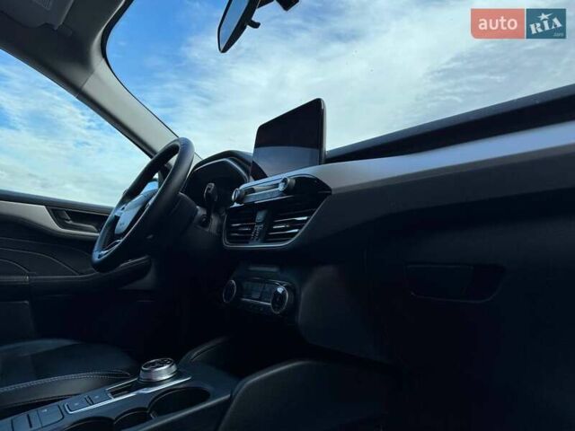 Чорний Форд Ескейп, об'ємом двигуна 2 л та пробігом 31 тис. км за 22900 $, фото 60 на Automoto.ua