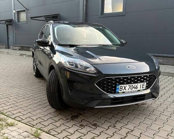 Черный Форд Эскейп, объемом двигателя 2.5 л и пробегом 56 тыс. км за 17500 $, фото 3 на Automoto.ua