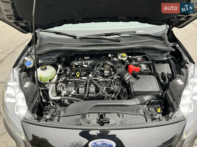 Черный Форд Эскейп, объемом двигателя 2 л и пробегом 41 тыс. км за 20800 $, фото 60 на Automoto.ua