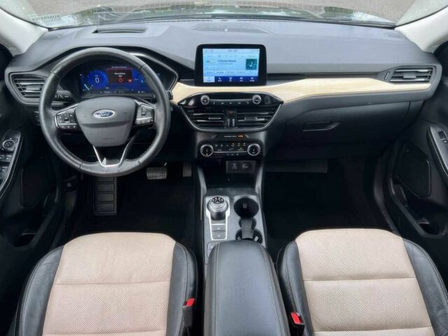 Черный Форд Эскейп, объемом двигателя 2 л и пробегом 27 тыс. км за 17900 $, фото 6 на Automoto.ua