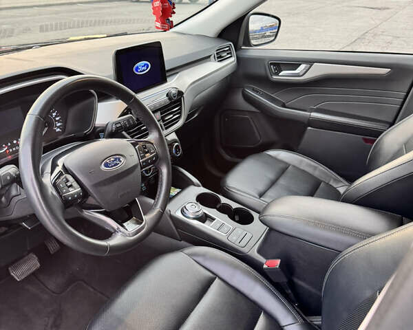 Черный Форд Эскейп, объемом двигателя 0 л и пробегом 90 тыс. км за 19500 $, фото 8 на Automoto.ua