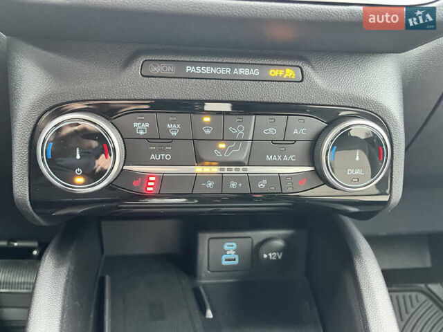 Черный Форд Эскейп, объемом двигателя 2 л и пробегом 42 тыс. км за 20000 $, фото 41 на Automoto.ua