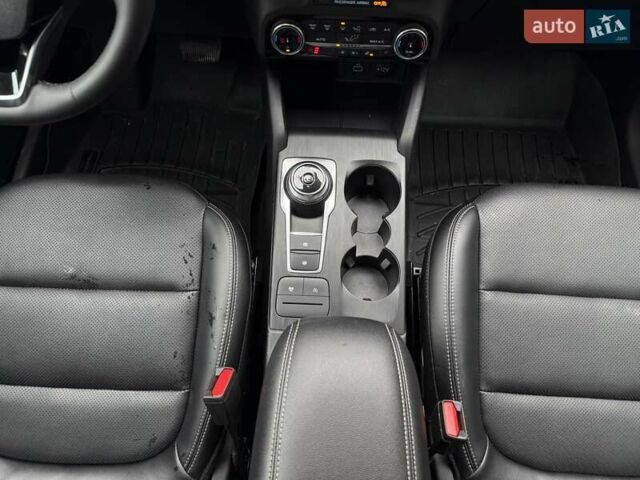 Черный Форд Эскейп, объемом двигателя 0 л и пробегом 52 тыс. км за 17900 $, фото 39 на Automoto.ua