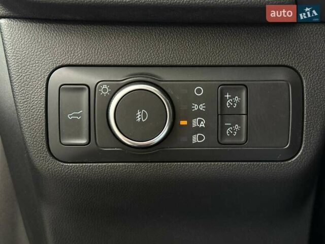 Черный Форд Эскейп, объемом двигателя 0 л и пробегом 52 тыс. км за 17900 $, фото 22 на Automoto.ua