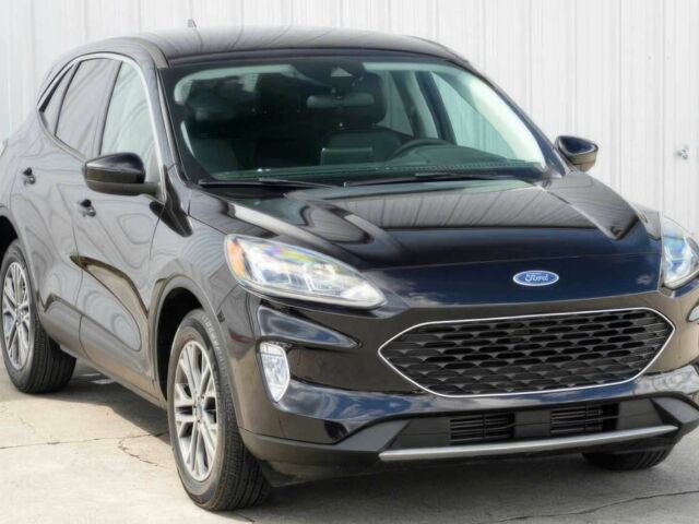 Чорний Форд Ескейп, об'ємом двигуна 2 л та пробігом 29 тис. км за 13700 $, фото 2 на Automoto.ua