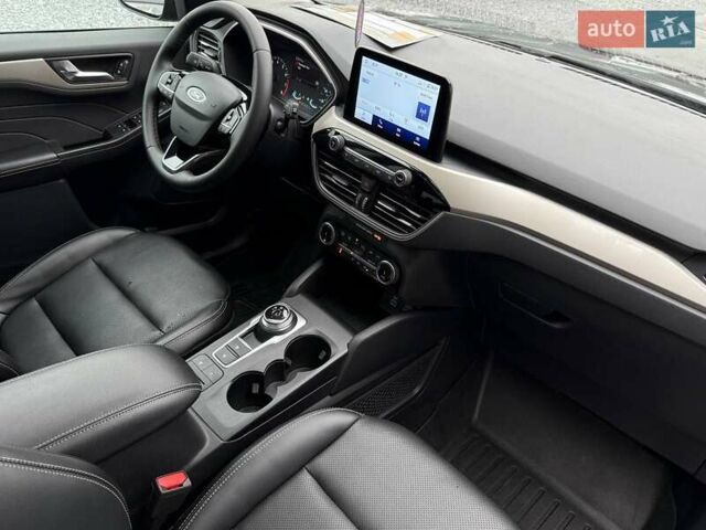 Черный Форд Эскейп, объемом двигателя 0 л и пробегом 52 тыс. км за 17900 $, фото 54 на Automoto.ua