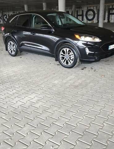 Чорний Форд Ескейп, об'ємом двигуна 2.5 л та пробігом 114 тис. км за 19300 $, фото 1 на Automoto.ua