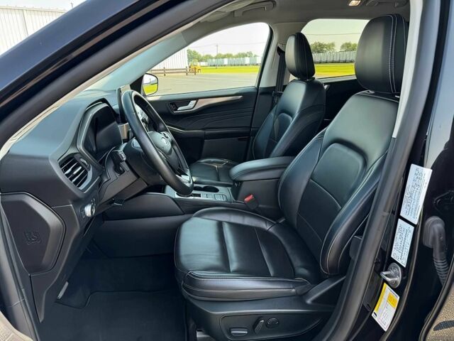 Чорний Форд Ескейп, об'ємом двигуна 2 л та пробігом 18 тис. км за 17350 $, фото 8 на Automoto.ua