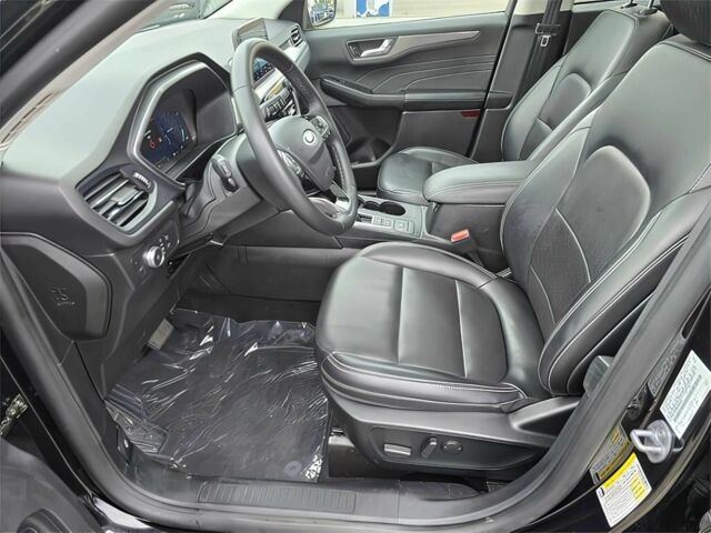 Черный Форд Эскейп, объемом двигателя 2 л и пробегом 17 тыс. км за 11900 $, фото 7 на Automoto.ua