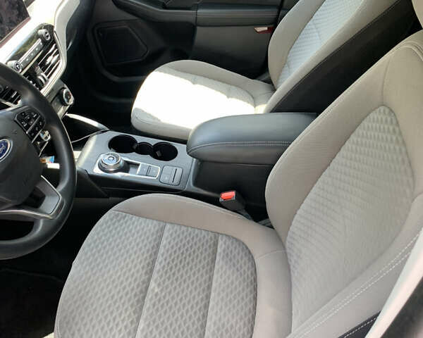 Черный Форд Эскейп, объемом двигателя 2.49 л и пробегом 70 тыс. км за 20900 $, фото 10 на Automoto.ua