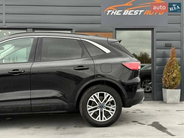 Черный Форд Эскейп, объемом двигателя 0 л и пробегом 52 тыс. км за 17900 $, фото 9 на Automoto.ua