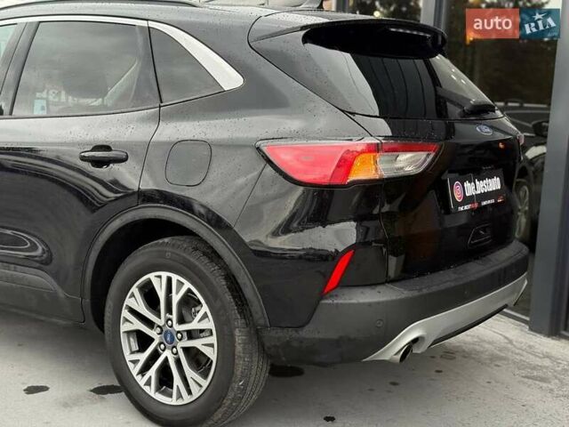 Черный Форд Эскейп, объемом двигателя 0 л и пробегом 52 тыс. км за 17900 $, фото 6 на Automoto.ua
