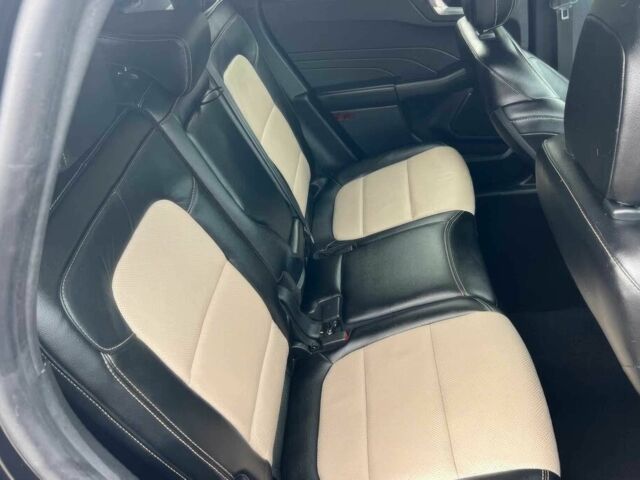 Черный Форд Эскейп, объемом двигателя 2 л и пробегом 27 тыс. км за 17900 $, фото 9 на Automoto.ua