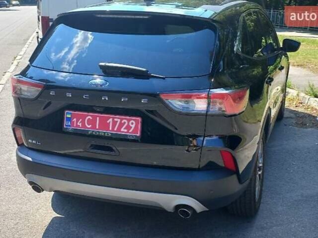 Черный Форд Эскейп, объемом двигателя 0 л и пробегом 82 тыс. км за 17999 $, фото 3 на Automoto.ua