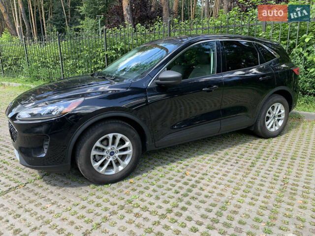 Черный Форд Эскейп, объемом двигателя 2.49 л и пробегом 70 тыс. км за 20900 $, фото 2 на Automoto.ua