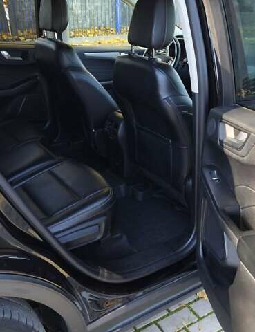 Черный Форд Эскейп, объемом двигателя 2.5 л и пробегом 114 тыс. км за 21000 $, фото 10 на Automoto.ua