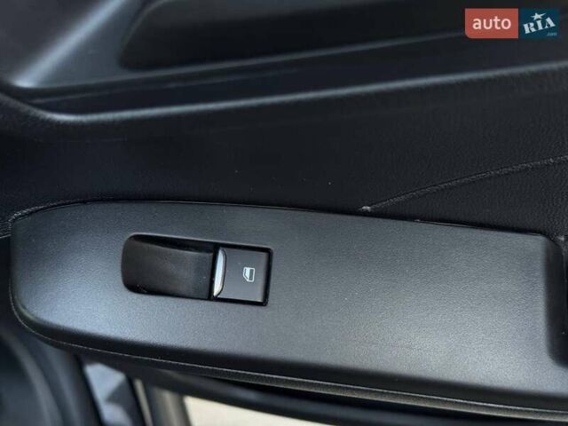 Чорний Форд Ескейп, об'ємом двигуна 2 л та пробігом 31 тис. км за 22900 $, фото 55 на Automoto.ua
