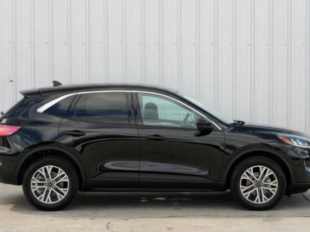 Чорний Форд Ескейп, об'ємом двигуна 2 л та пробігом 29 тис. км за 13700 $, фото 3 на Automoto.ua