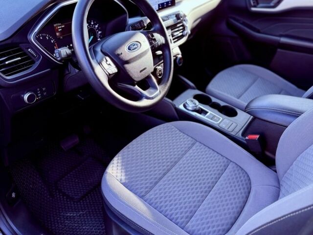 Чорний Форд Ескейп, об'ємом двигуна 1.5 л та пробігом 50 тис. км за 16500 $, фото 22 на Automoto.ua