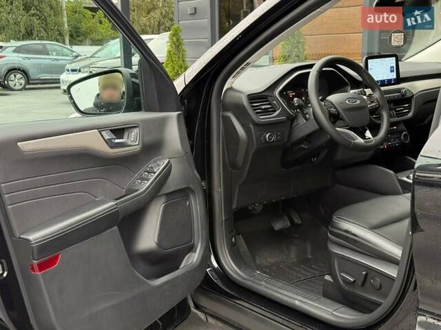 Черный Форд Эскейп, объемом двигателя 0 л и пробегом 52 тыс. км за 17900 $, фото 16 на Automoto.ua