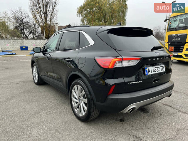 Черный Форд Эскейп, объемом двигателя 2 л и пробегом 41 тыс. км за 20800 $, фото 29 на Automoto.ua