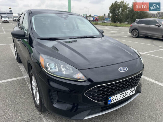 Чорний Форд Ескейп, об'ємом двигуна 1.5 л та пробігом 106 тис. км за 17999 $, фото 2 на Automoto.ua