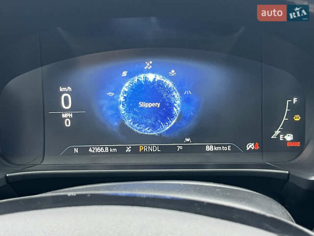 Черный Форд Эскейп, объемом двигателя 2 л и пробегом 42 тыс. км за 20000 $, фото 59 на Automoto.ua